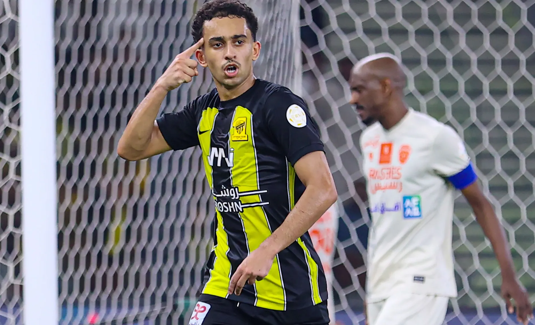 أحمد الغامدي مفتاح صفقة تبادلية معقدة بين الاتحاد والنصر