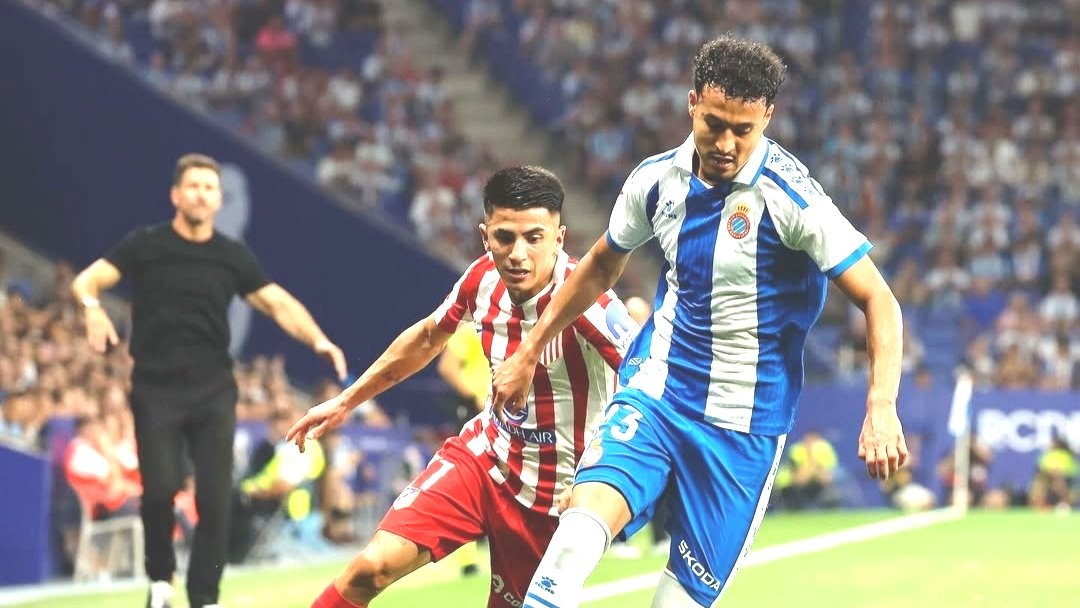 عمر الهلالي يحسم في انتقاله إلى نوتنغهام فورست