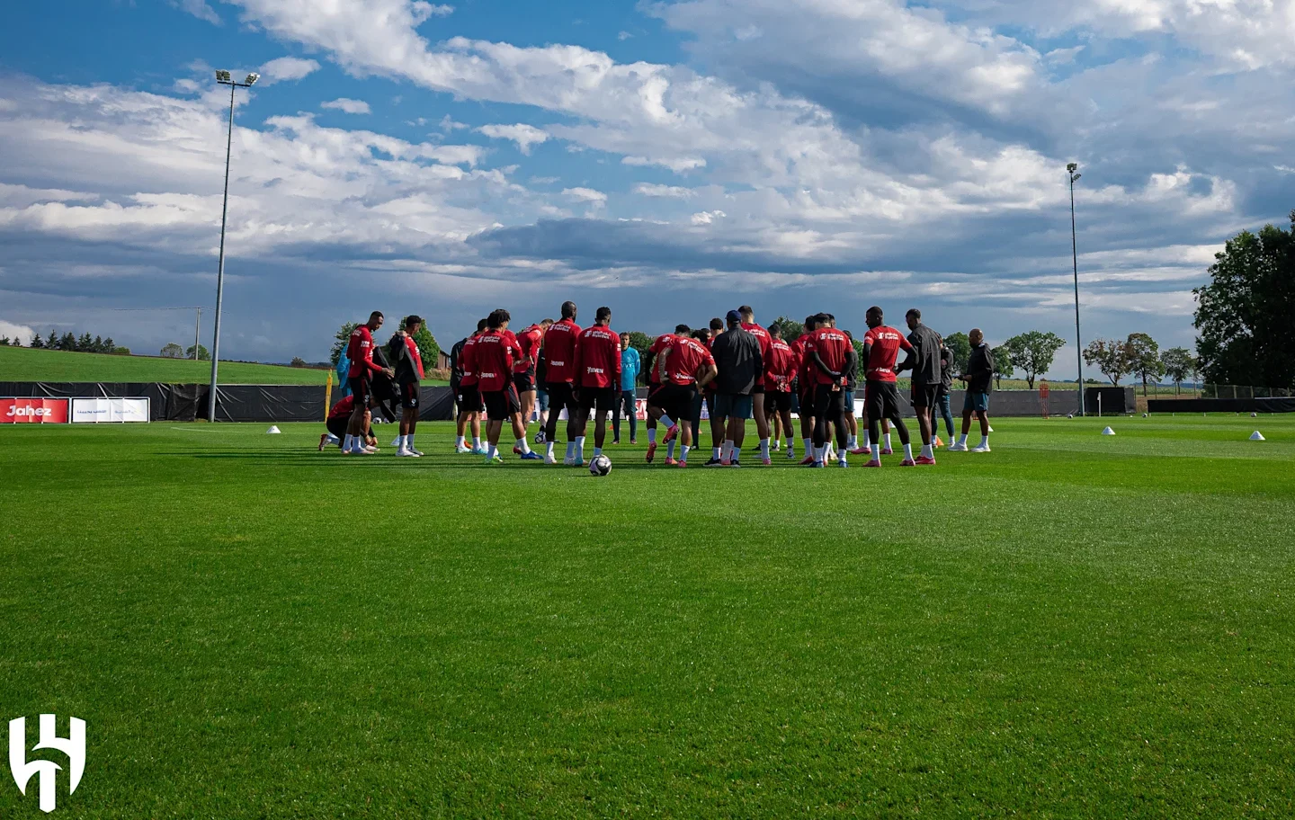 الهلال يواصل استعداداته للموسم الجديد بمشاركة دارسي وعودة البليهي