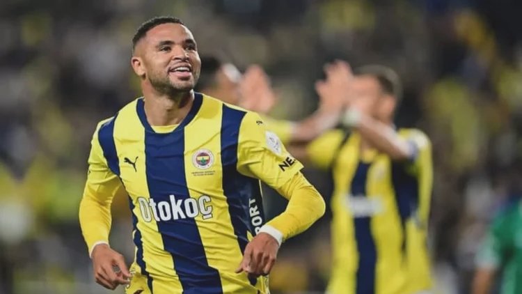 يوسف النصيري يضمن تواجده في قائمة أفضل الهدافين في العالم لسنة 2025
